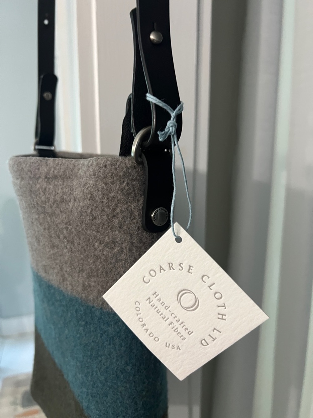 Coarse Cloth LTD Scout Wool Felt Colorblock Crossbody Bag - Gray, Teal & Olive - Picture 16 of 16